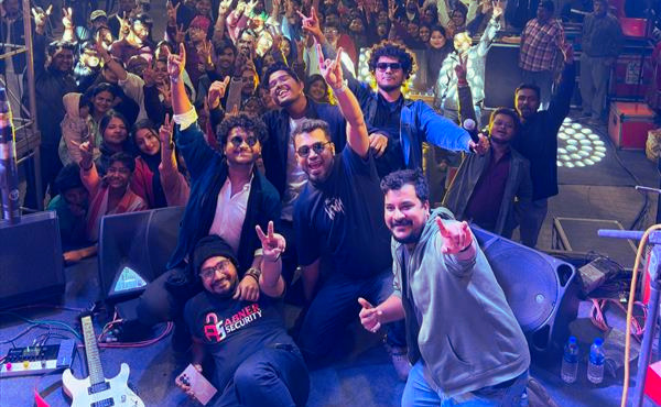 Arok India band performing live